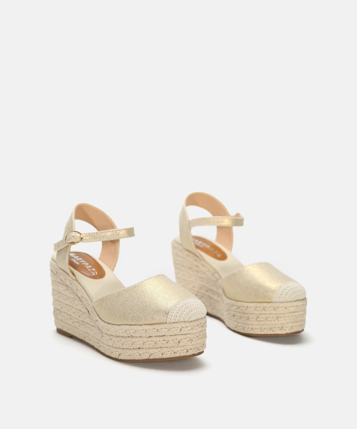 Cunhas esparto bordada image number null